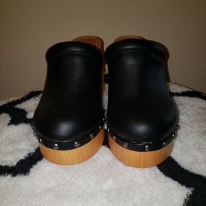 NWOB MIA Black Studded Clogs Size 9
